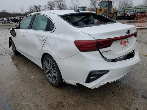 3KPF54AD4KE105459 2019 KIA FORTE - Image 2