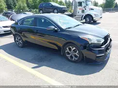 3KPF54AD4KE111889 2019 KIA FORTE