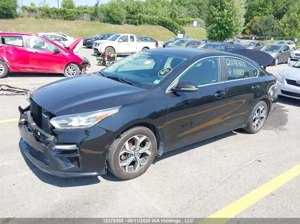 3KPF54AD4KE111889 2019 KIA FORTE - Image 2