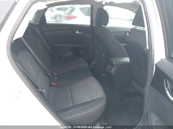 3KPF54AD4KE122651 2019 KIA FORTE - Image 8