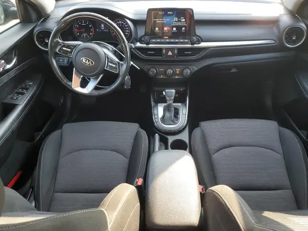 3KPF54AD4KE122939 2019 KIA FORTE - Image 8