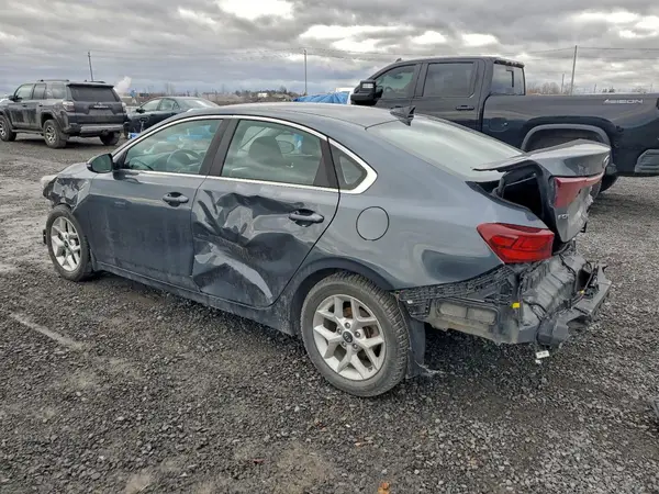 3KPF54AD4KE124447 2019 KIA FORTE - Image 2