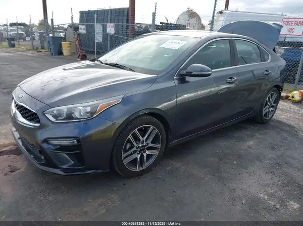3KPF54AD4LE142187 2020 KIA FORTE - Image 2