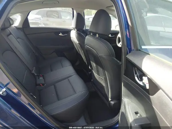 3KPF54AD4LE154064 2020 KIA FORTE - Image 8