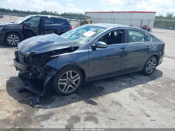 3KPF54AD4LE210567 2020 KIA FORTE - Image 2