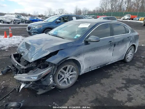 3KPF54AD4LE212531 2020 KIA FORTE - Image 2