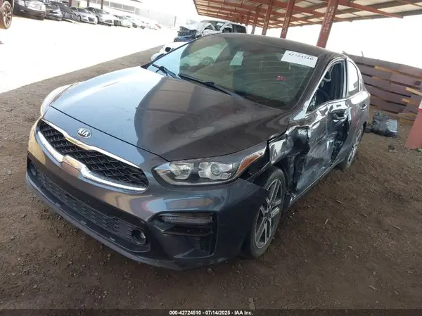 3KPF54AD4LE256108 2020 KIA FORTE - Image 2