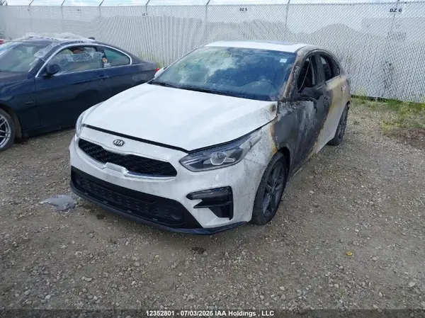 3KPF54AD4ME296562 2021 KIA FORTE - Image 2