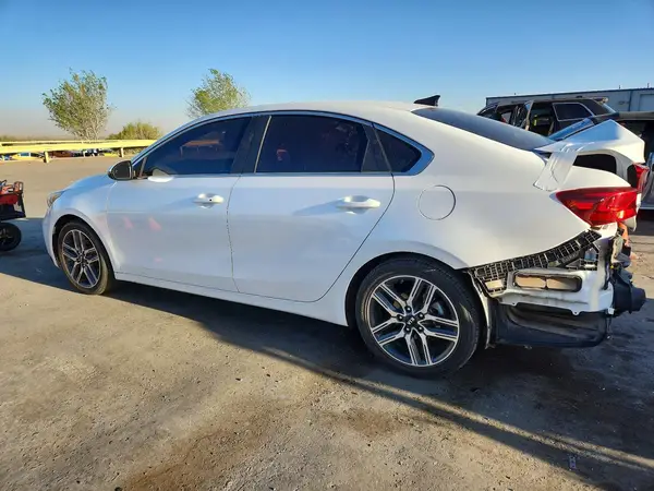 3KPF54AD4ME309391 2021 KIA FORTE - Image 2