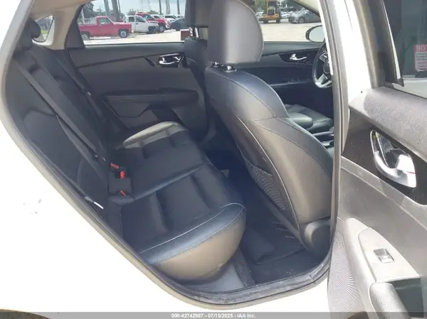 3KPF54AD4ME315661 2021 KIA FORTE - Image 8