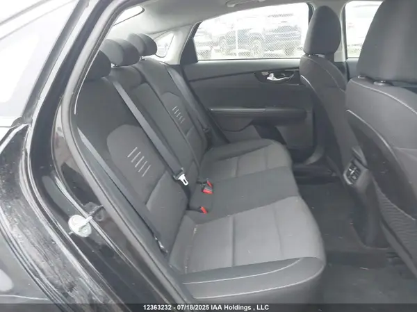 3KPF54AD4ME344951 2021 KIA FORTE - Image 8