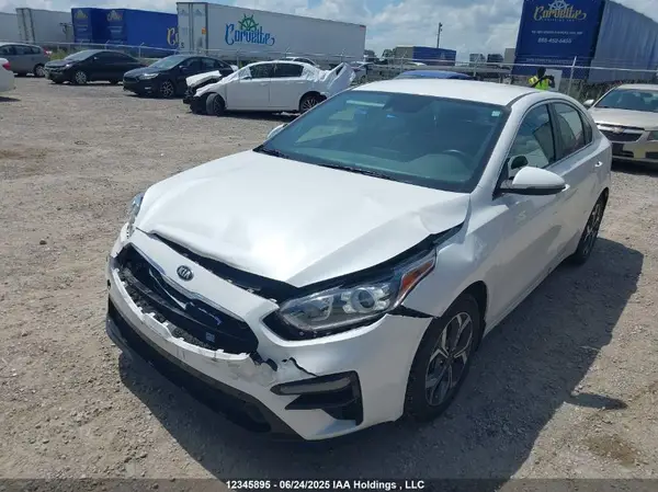 3KPF54AD4ME370482 2021 KIA FORTE - Image 2
