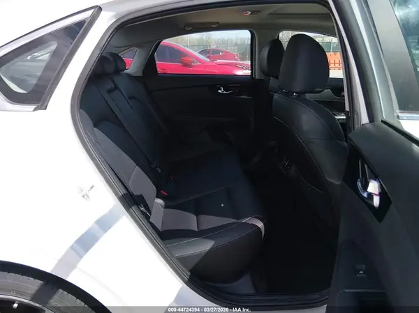 3KPF54AD4ME388223 2021 KIA FORTE - Image 8