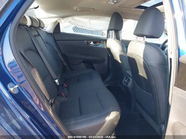 3KPF54AD4ME402671 2021 KIA FORTE - Image 8