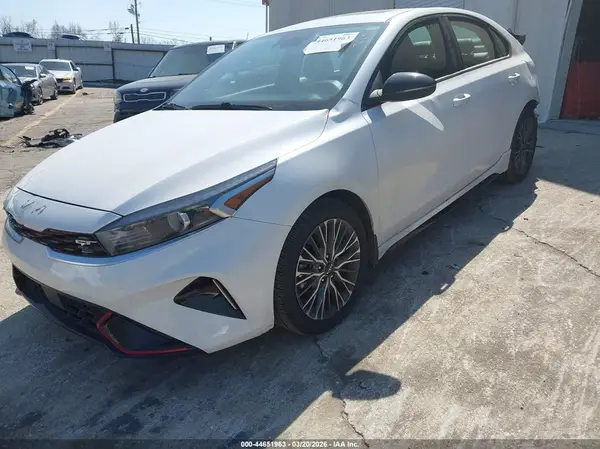 3KPF54AD4NE424624 2022 KIA FORTE - Image 2