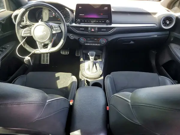 3KPF54AD4NE428124 2022 KIA FORTE - Image 8