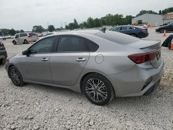 3KPF54AD4NE428382 2022 KIA FORTE - Image 2