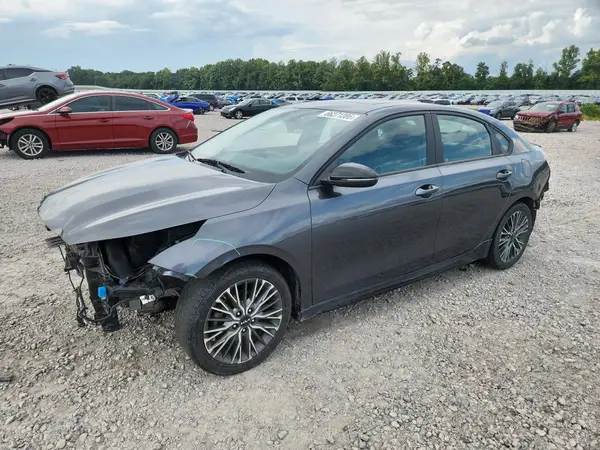 3KPF54AD4NE430732 2022 KIA FORTE - Image 1