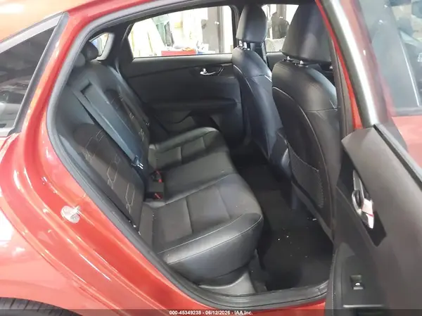 3KPF54AD4NE430990 2022 KIA FORTE - Image 8