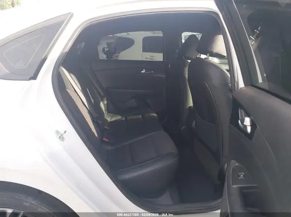 3KPF54AD4NE436997 2022 KIA FORTE - Image 8