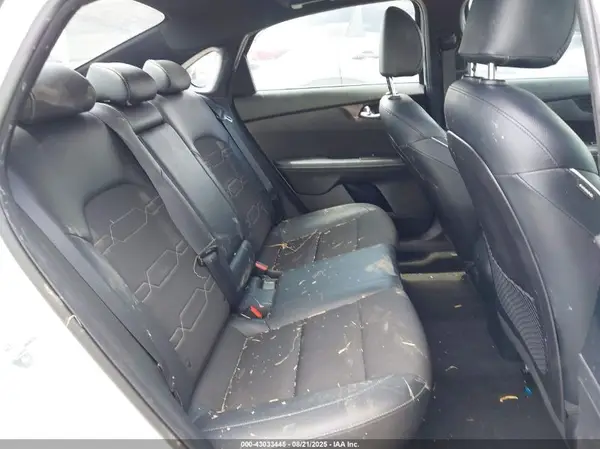 3KPF54AD4NE441178 2022 KIA FORTE - Image 8
