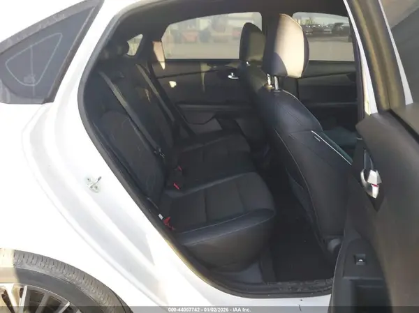 3KPF54AD4NE449488 2022 KIA FORTE - Image 8
