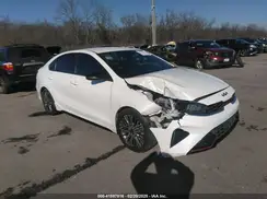 3KPF54AD4NE452598 2022 KIA FORTE