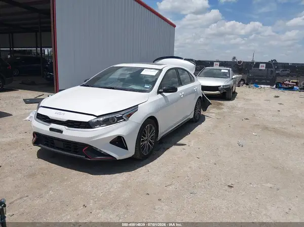 3KPF54AD4NE452603 2022 KIA FORTE - Image 2