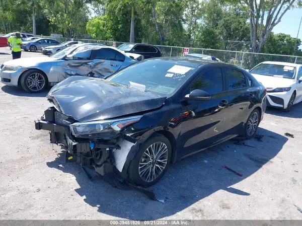 3KPF54AD4NE454089 2022 KIA FORTE - Image 2