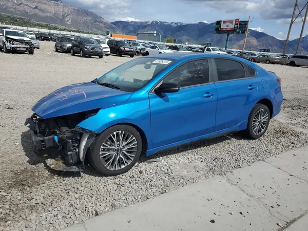 3KPF54AD4NE459325 2022 KIA FORTE - Image 1