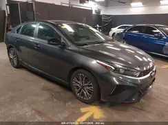 3KPF54AD4NE470082 2022 KIA FORTE