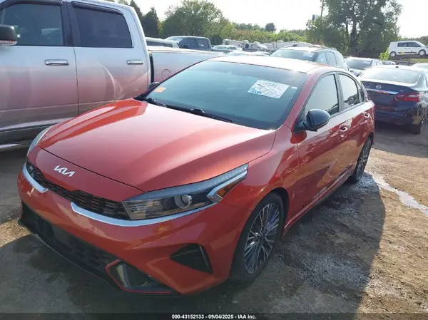 3KPF54AD4NE474486 2022 KIA FORTE - Image 2
