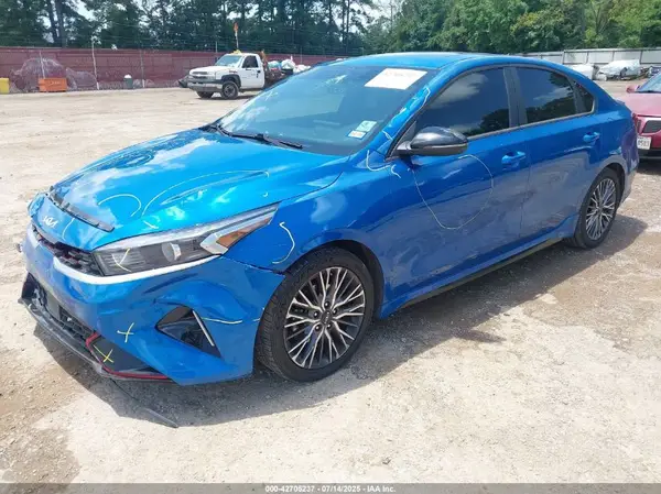 3KPF54AD4NE478859 2022 KIA FORTE - Image 2