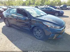 3KPF54AD4NE479963 2022 KIA FORTE