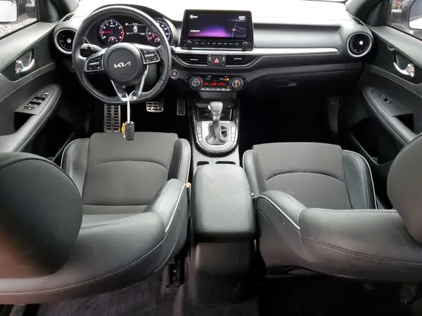 3KPF54AD4NE480675 2022 KIA FORTE - Image 8