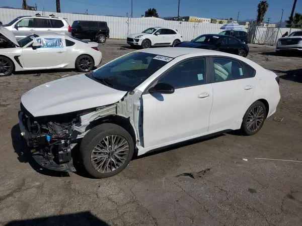 3KPF54AD4NE486623 2022 KIA FORTE - Image 1