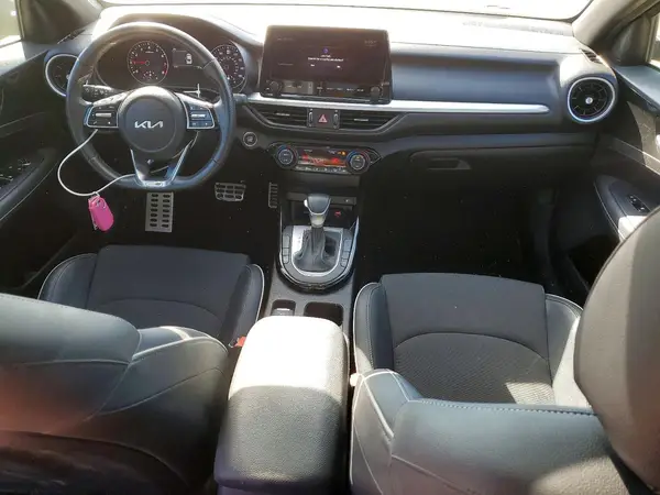 3KPF54AD4NE489053 2022 KIA FORTE - Image 8