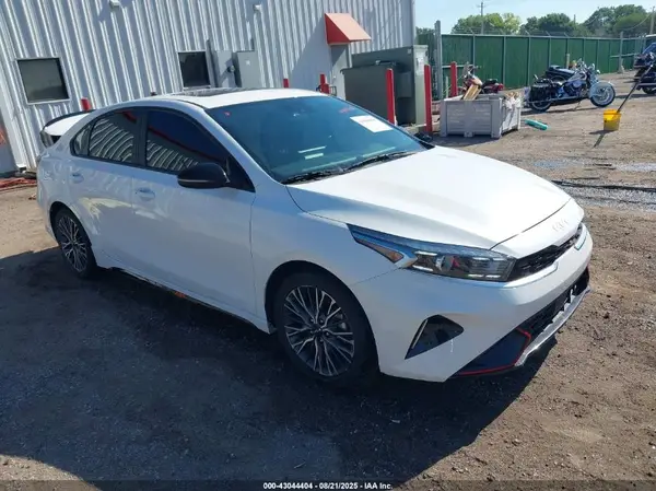 3KPF54AD4NE491742 2022 KIA FORTE - Image 1