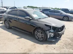 3KPF54AD4NE493569 2022 KIA FORTE