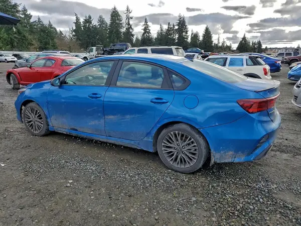 3KPF54AD4NE508359 2022 KIA FORTE - Image 2