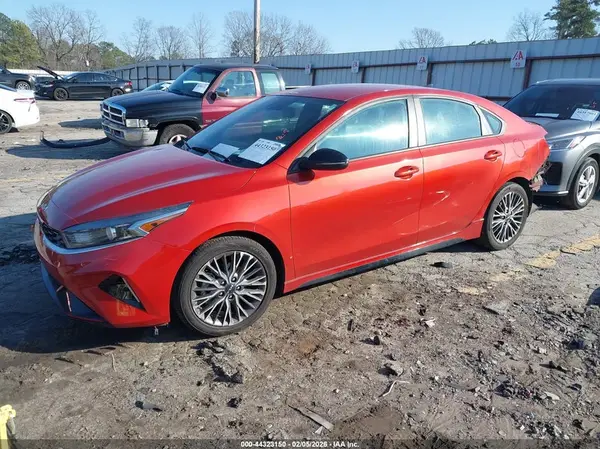 3KPF54AD4PE513595 2023 KIA FORTE - Image 2