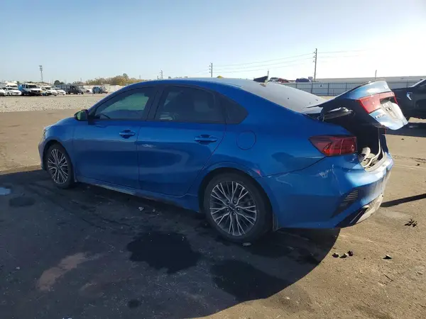 3KPF54AD4PE517095 2023 KIA FORTE - Image 2