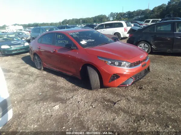 3KPF54AD4PE520773 2023 KIA FORTE - Image 1