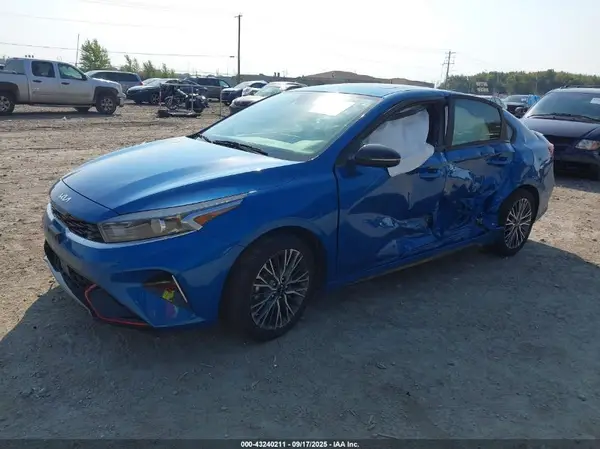 3KPF54AD4PE523270 2023 KIA FORTE - Image 2