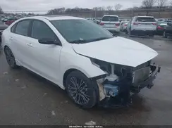 3KPF54AD4PE524774 2023 KIA FORTE