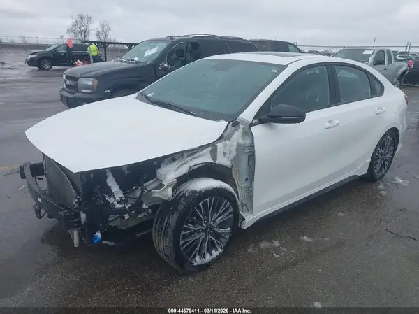3KPF54AD4PE524774 2023 KIA FORTE - Image 2