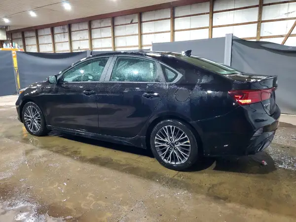 3KPF54AD4PE524922 2023 KIA FORTE - Image 2