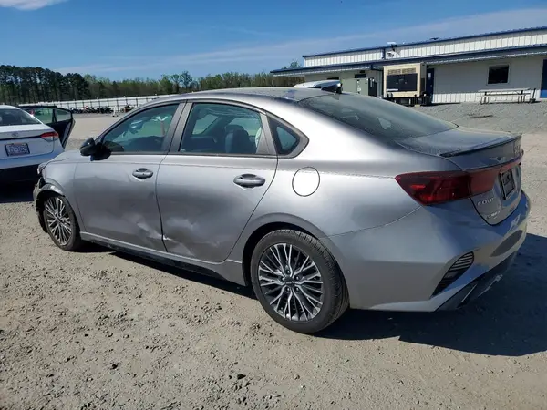 3KPF54AD4PE542899 2023 KIA FORTE - Image 2