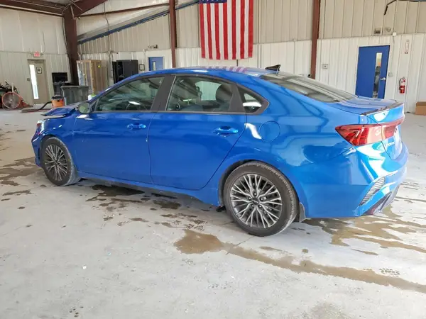 3KPF54AD4PE543860 2023 KIA FORTE - Image 2