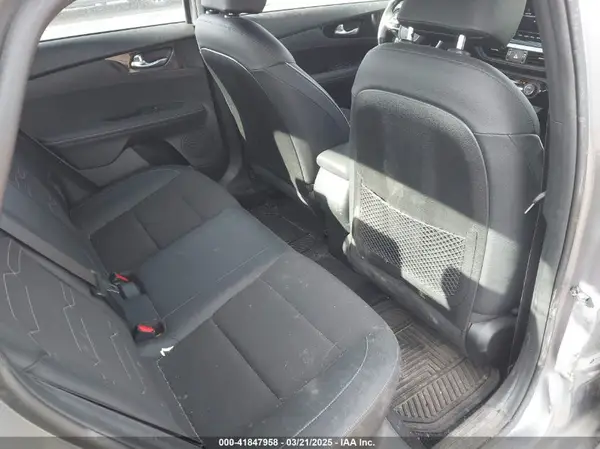 3KPF54AD4PE553188 2023 KIA FORTE - Image 8
